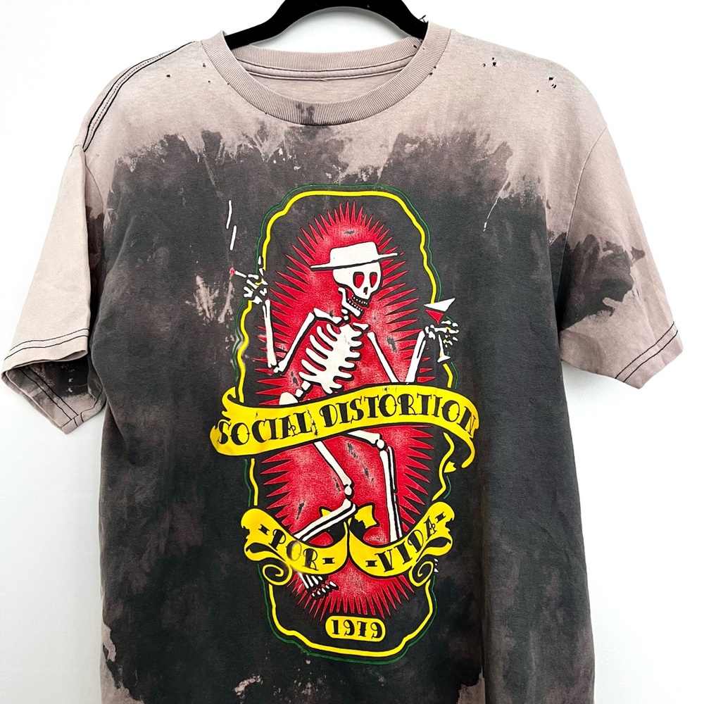 Distressed Graphic Tee